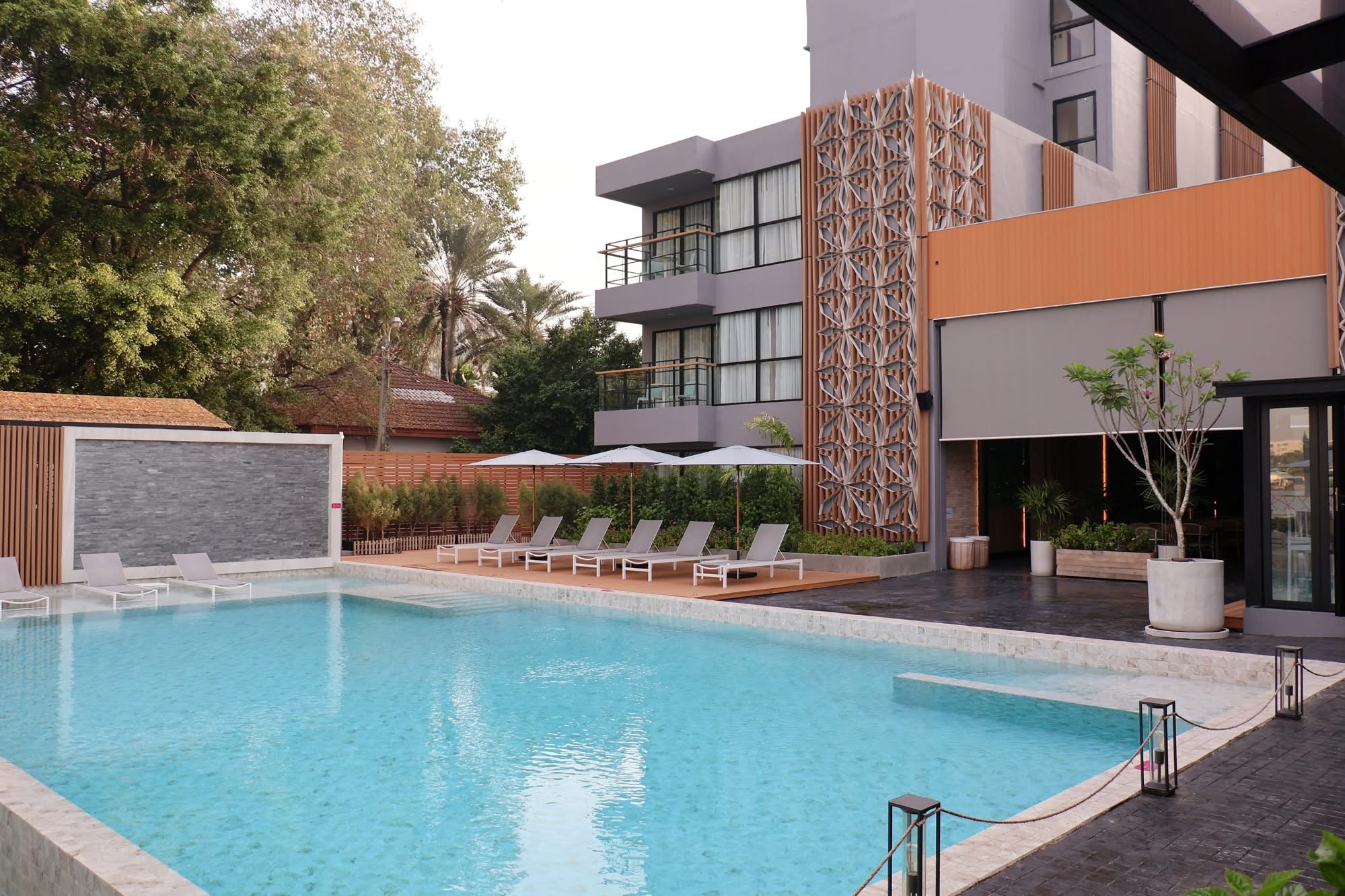 Outdoor Riverside Pool